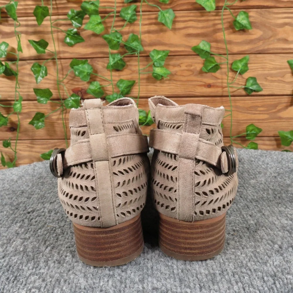 Vince Camuto these vince